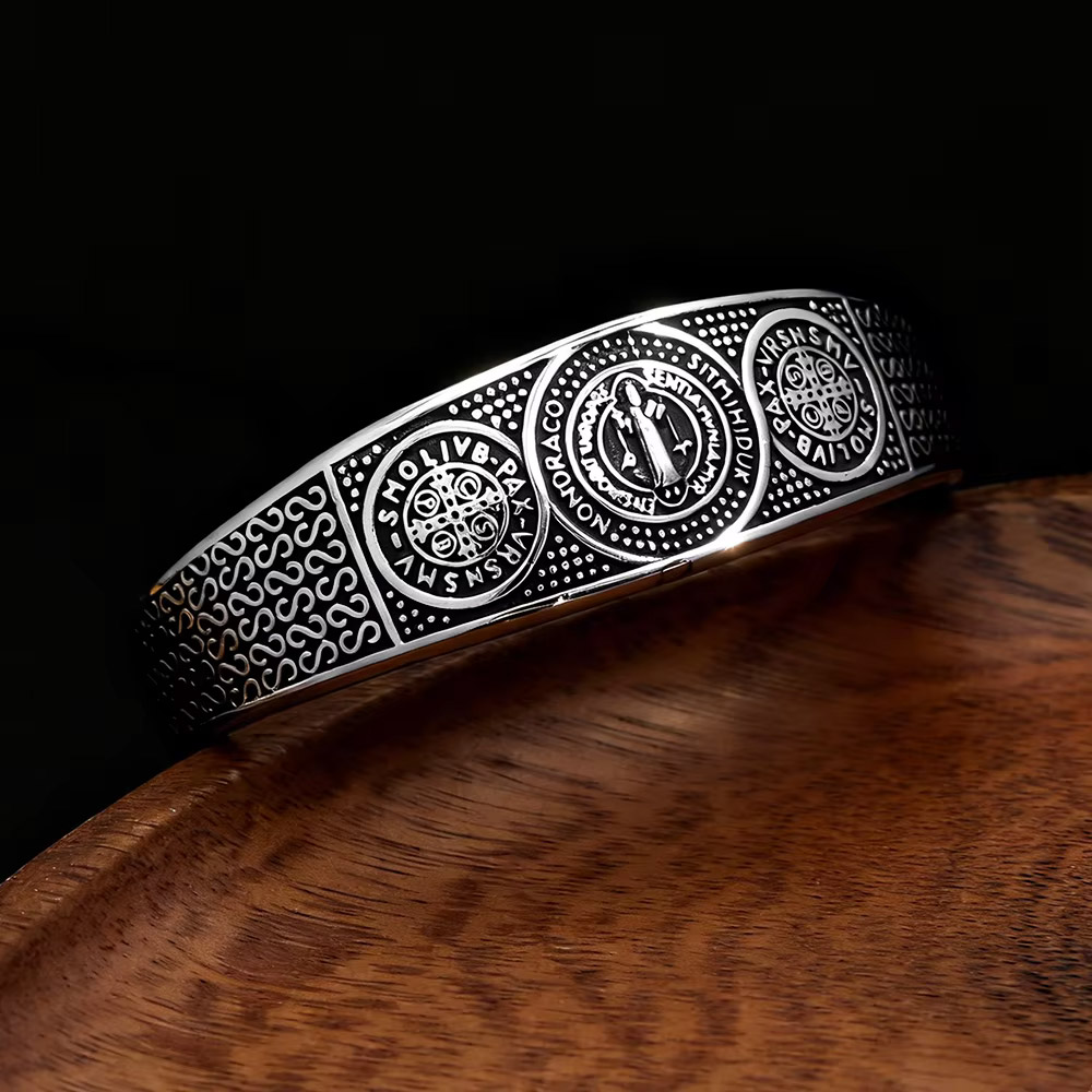 Bracciale vintage in acciaio i - Vintage Collector recensione e prezzo